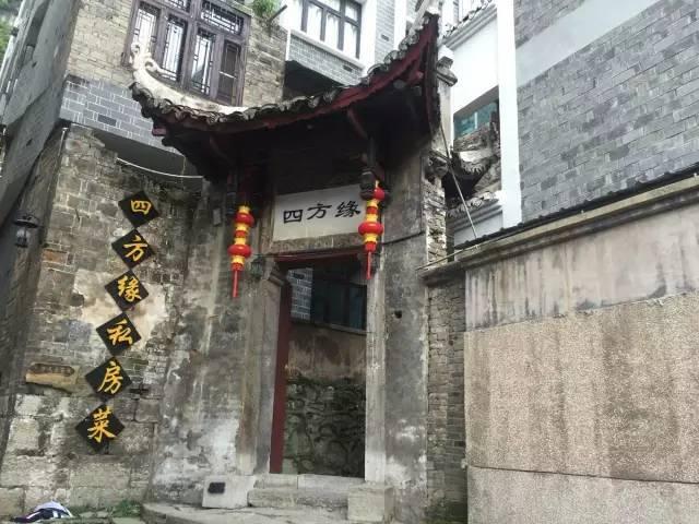 新买复合维生素放车里晒的粘一块了还能吃吗